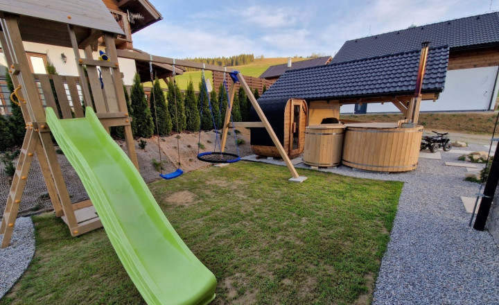 Dvojapartmánová chata pod lyžiarskym svahom Čierny Balog - fotografia 34