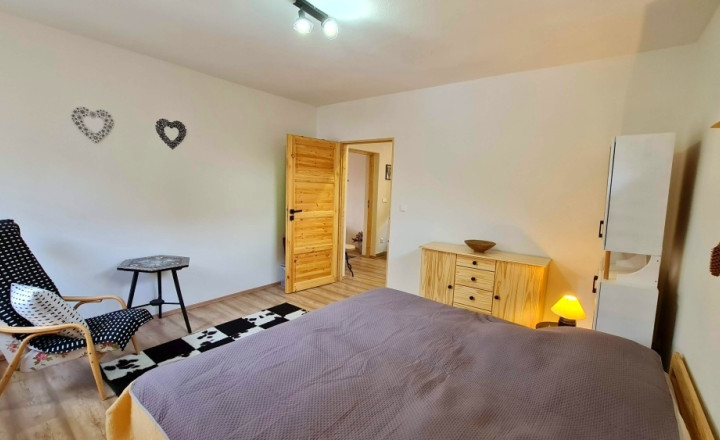 ZĽAVA Dom pre veľké skupiny, ktorý zarába Mýto – Nízke Tatry - fotografia 18