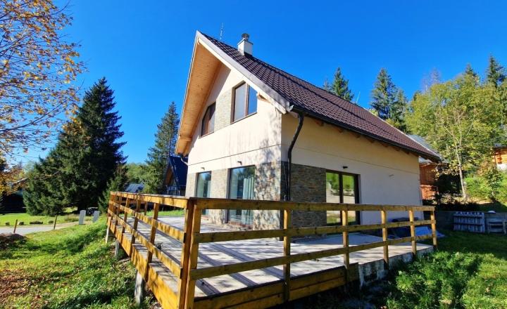 Rezervované 4‑izbová chata pri lese – Krpáčovo, Nízke Tatry - fotografia 1