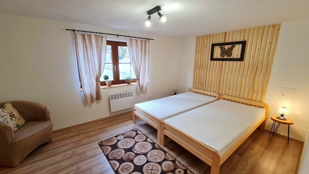 ZĽAVA Dom pre veľké skupiny, ktorý zarába Mýto – Nízke Tatry