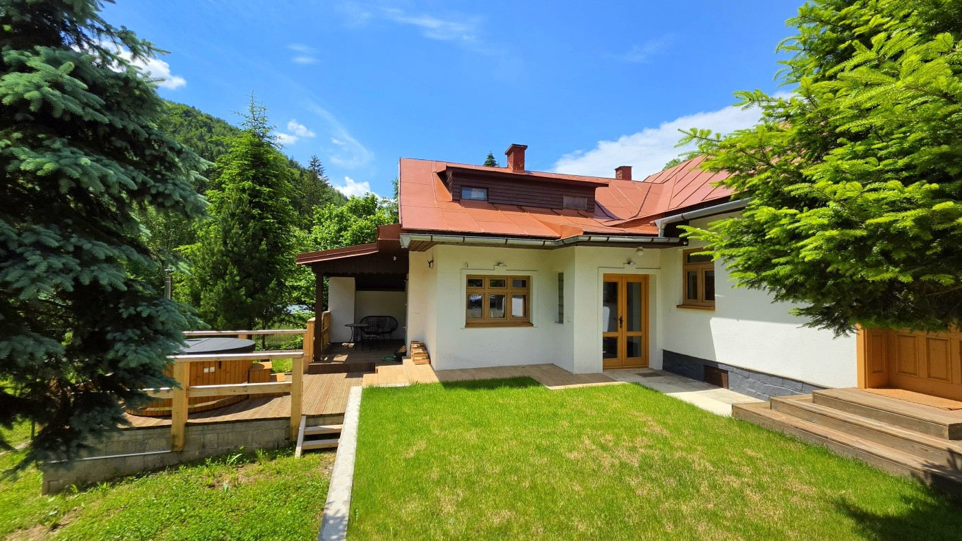 4‑izbový dom po kompletnej rekonštrukcii Bystrá Nízke Tatry