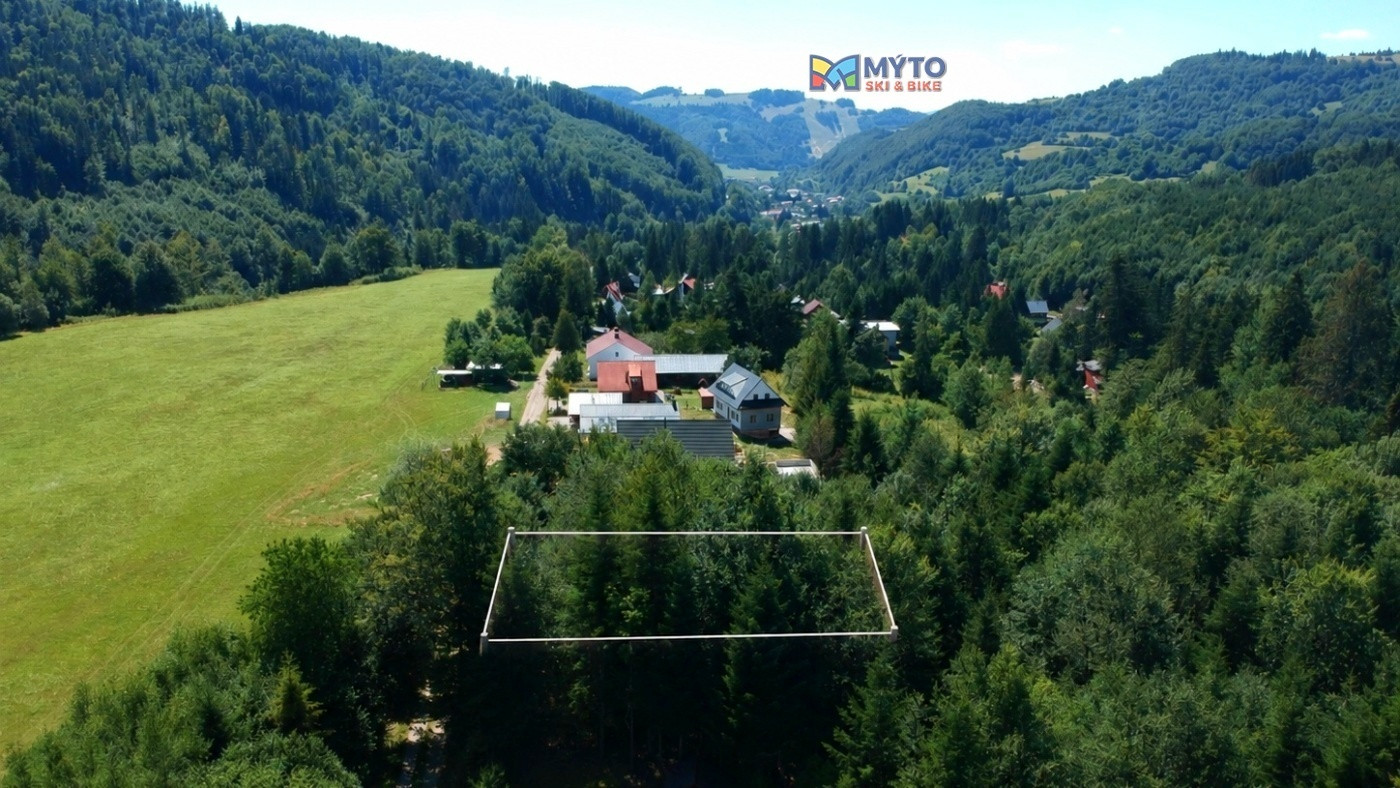 Stavebný pozemok v lese – Mýto pod Ďumbierom Nízke Tatry