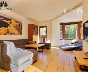 Priestranný byt s garážou Rezidencia Romantika Trangoška 