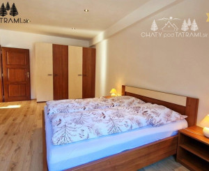 Priestranný byt s garážou Rezidencia Romantika Trangoška 