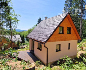 Nové chaty v lese Krpáčovo Nízke Tatry