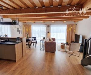 Dvojapartmánový dom pod lyžiarskym svahom Čierny Balog