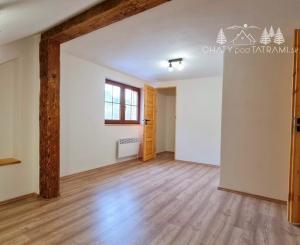 ZĽAVA Dom pre veľké skupiny, ktorý zarába Mýto – Nízke Tatry