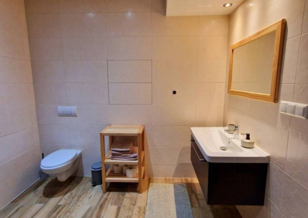 Priestranný byt s garážou Rezidencia Romantika Trangoška 