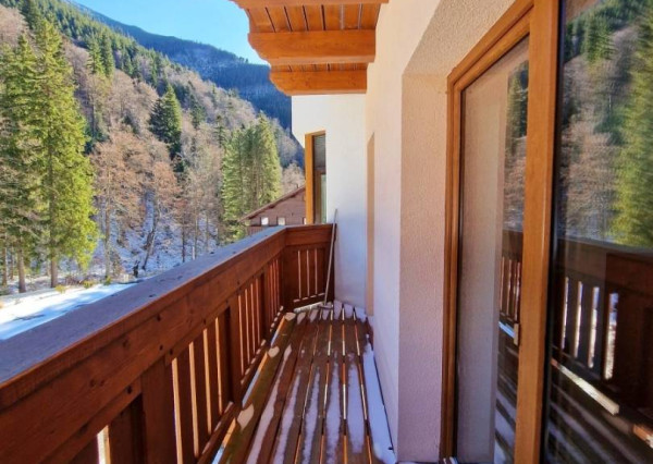 Priestranný byt s garážou Rezidencia Romantika Trangoška 