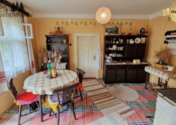 Chalúpka, polosamota, 1,9 ha pozemok, výhľad na Nízke Tatry 