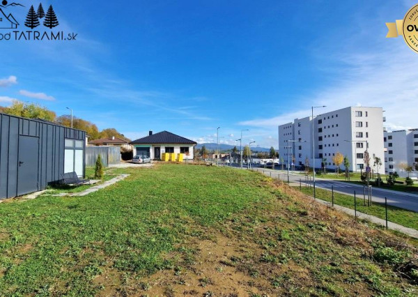 Stavebný pozemok s IS v TOP lokalite Kasárne Brezno