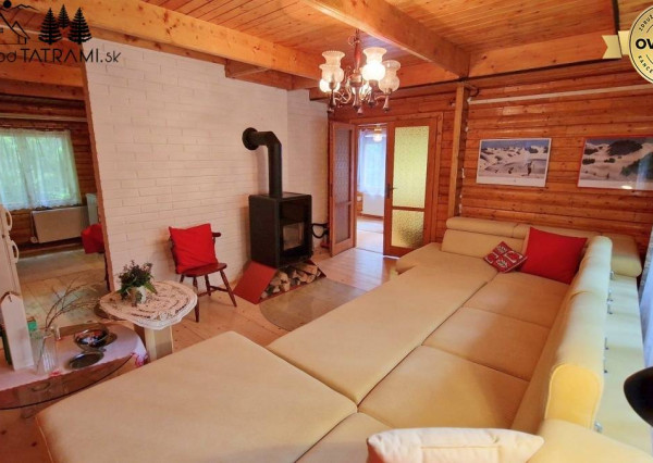 4i chata v lese pri potôčiku Krpáčovo Nízke Tatry