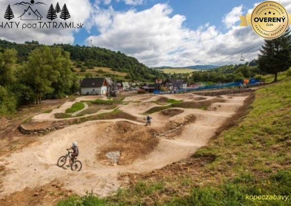 Stavebný pozemok s projektom na apartmánový dom Mýto Nízke Tatry