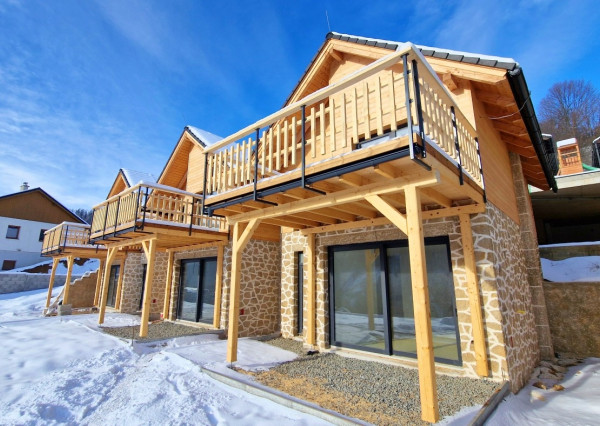 Skolaudovaná 3i chata v lyž. stredisku Ski Mýto Nízke Tatry