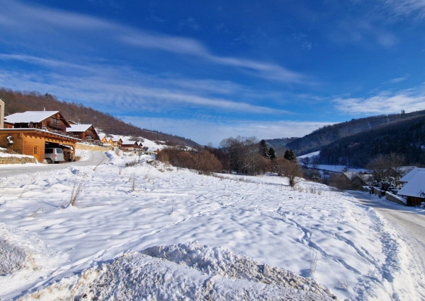 Investičný pozemok 500m od ski&bike Mýto pod Ďumbierom