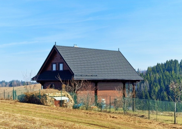 Precízna drevostavba nad mrakmi s bezkonkurenčným výhľadom