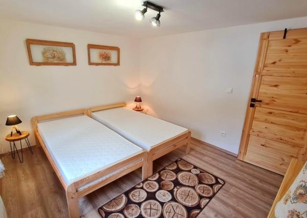 ZĽAVA Dom pre veľké skupiny, ktorý zarába Mýto – Nízke Tatry