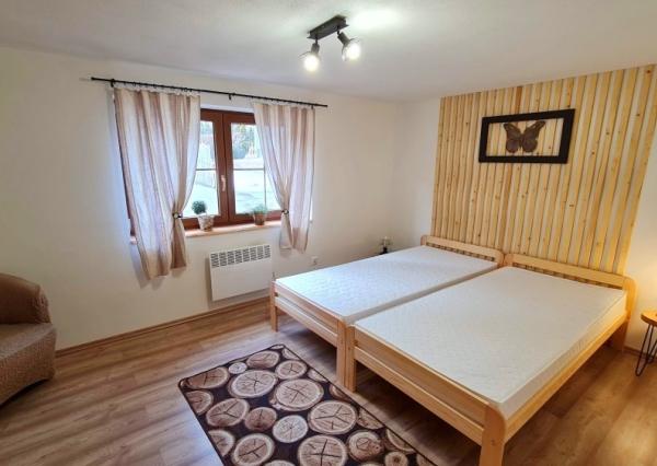 ZĽAVA Dom pre veľké skupiny, ktorý zarába Mýto – Nízke Tatry