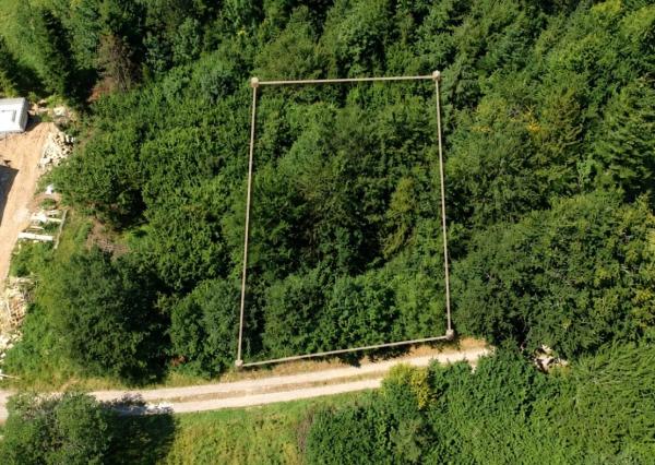 Stavebný pozemok v lese – Mýto pod Ďumbierom Nízke Tatry