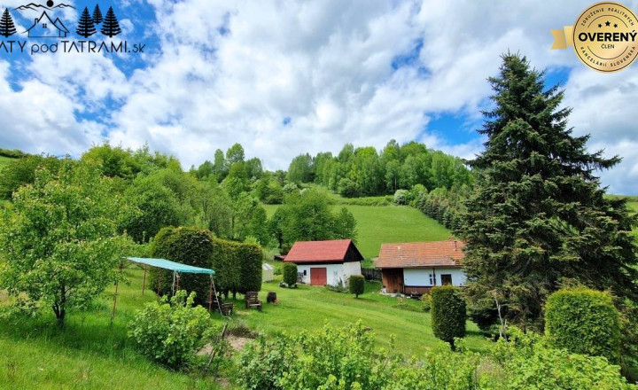 Chalúpka, polosamota, 1,9 ha pozemok, výhľad na Nízke Tatry  - fotografia 20