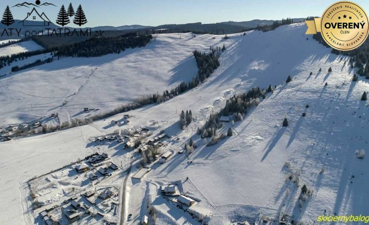 Chalúpka, polosamota, 1,9 ha pozemok, výhľad na Nízke Tatry  - fotografia 24