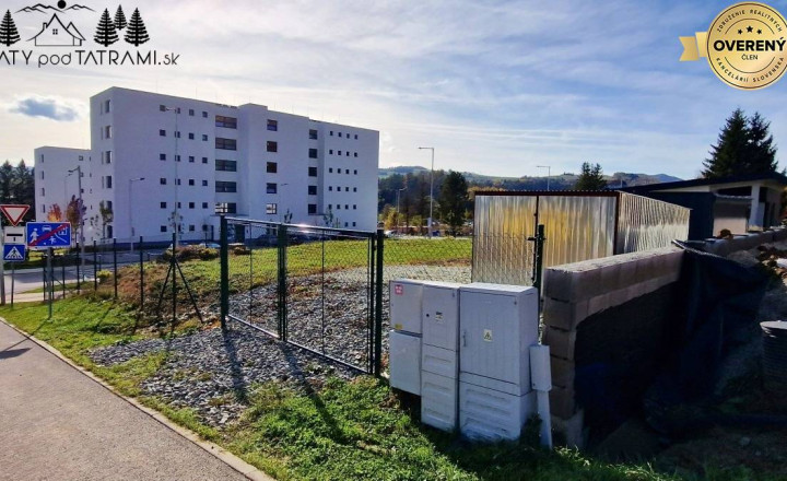 Stavebný pozemok s IS v TOP lokalite Kasárne Brezno - fotografia 3