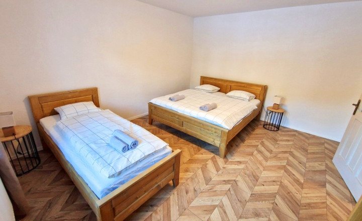 4‑izbový dom po kompletnej rekonštrukcii Bystrá Nízke Tatry - fotografia 13