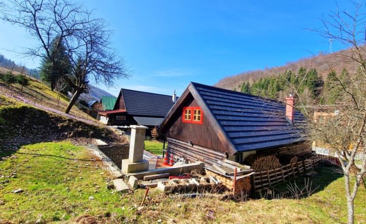 Tradičná 4i drevenica Mýto Nízke Tatry - fotografia 5