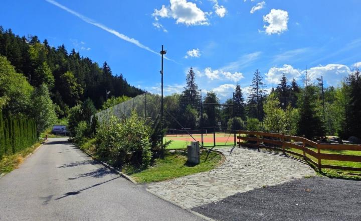 2i byt s priamym vstupom do lesa a garážou Tále Nízke Tatry - fotografia 28